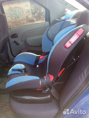 Продам детское автомобильное кресло