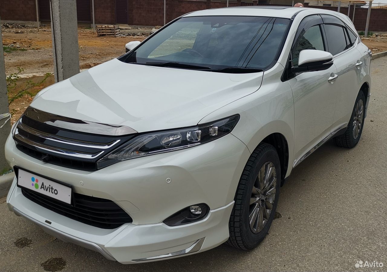 Toyota Harrier 2014