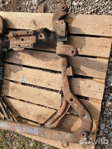 Подрамник передний Opel Vectra B хетчбек X18XE1