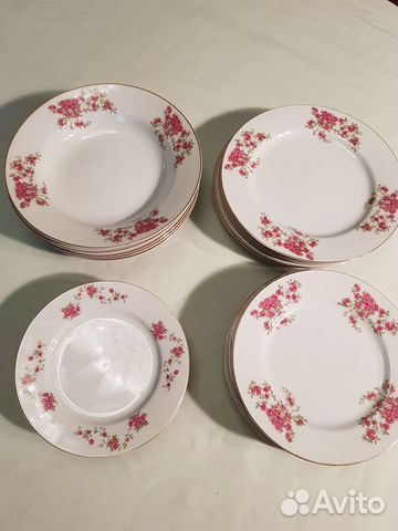 Набор столовых тарелок “Роза”, Япония