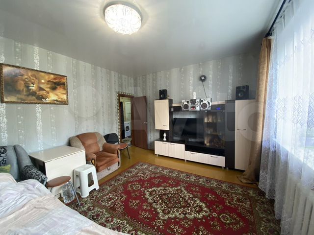 3-к. квартира, 70 м², 1/2 эт.