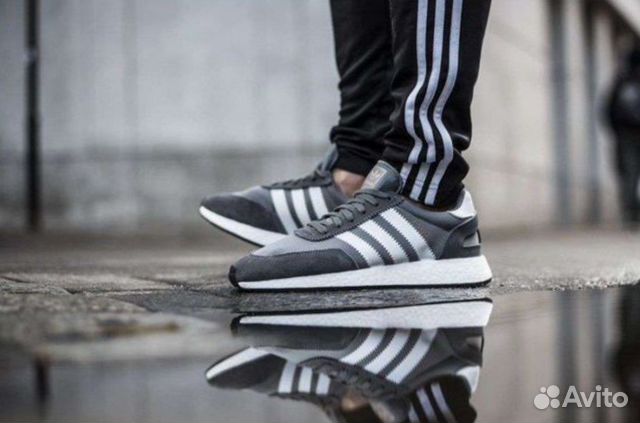 Кроссовки adidas iniki