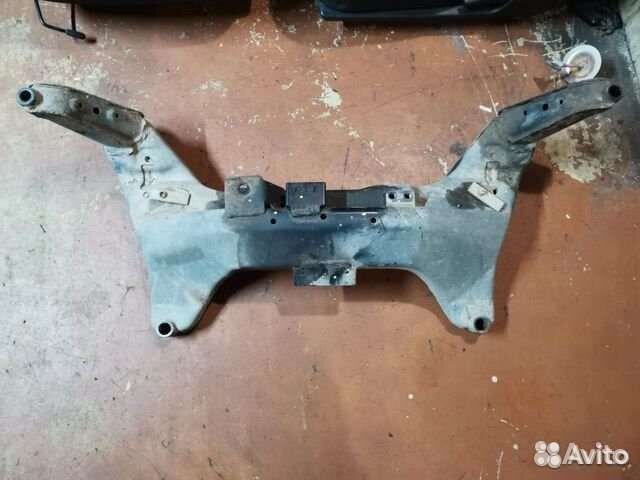 Подрамник Ниссан Альмера классик