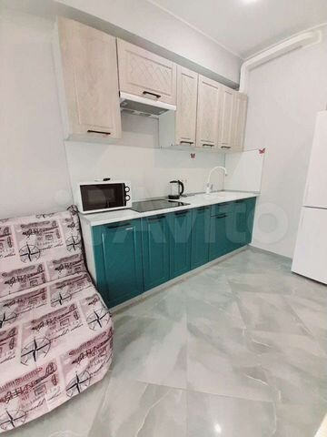 1-к. квартира, 42 м², 10/13 эт.