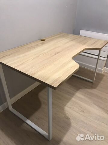 Стол для компьютера