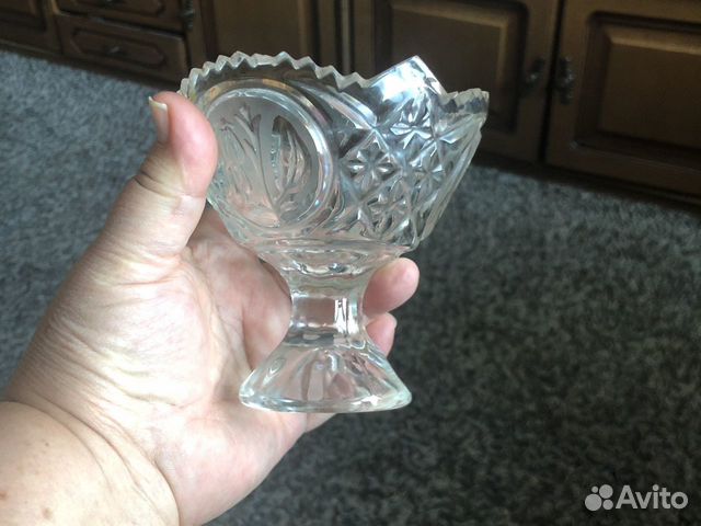 Ваза хрустальная