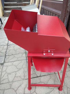 Ручная корморезка