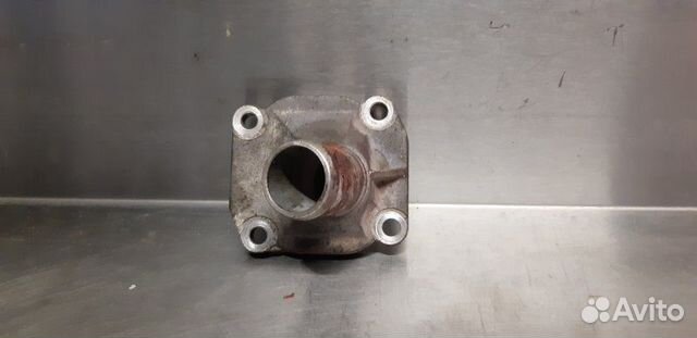 Фланец системы охлаждения Nissan Maxima A32 VQ30DE