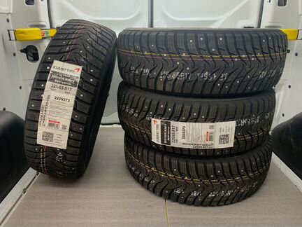 Kumho WinterCraft Ice WI31 235/55 R17 99H