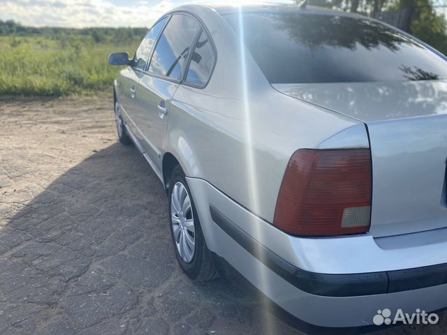 Volkswagen Passat 1.6 МТ, 1997, 250 000 км