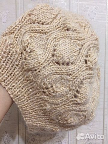 Берет вязаный для девочки. Ручная работа. Новый