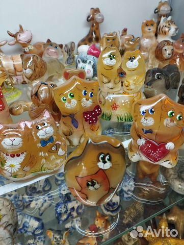 Фигурки из селенита Коты коровы мыши