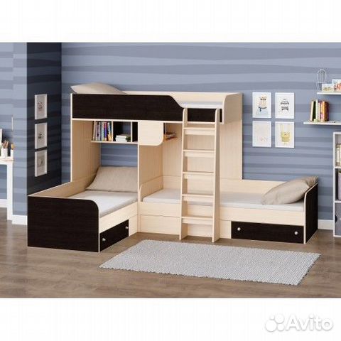 Трехъярусная кровать