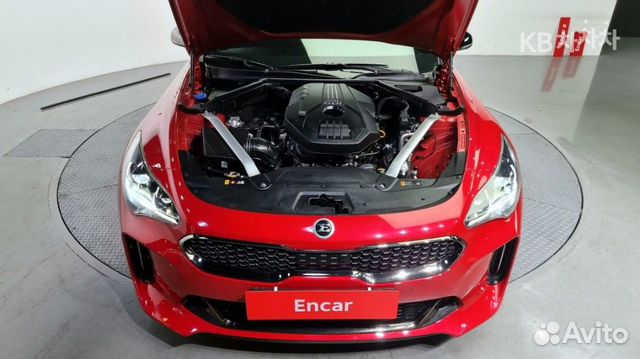 Kia Stinger 2.0 AT, 2020, битый, 34 262 км