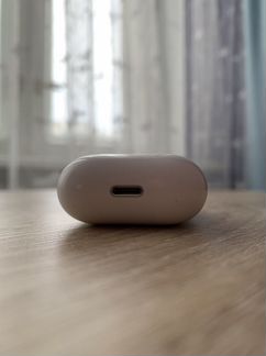 Наушники Apple AirPods 2 Original с кейсом для зар