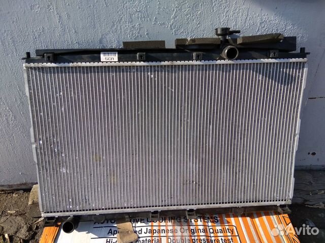 Радиатор охлаждения двигателя Hyundai Santa FE