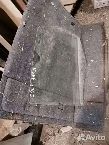 Митсубиси кольт стекла