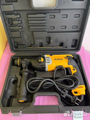 Перфоратор dewalt новый в кейсе gf85