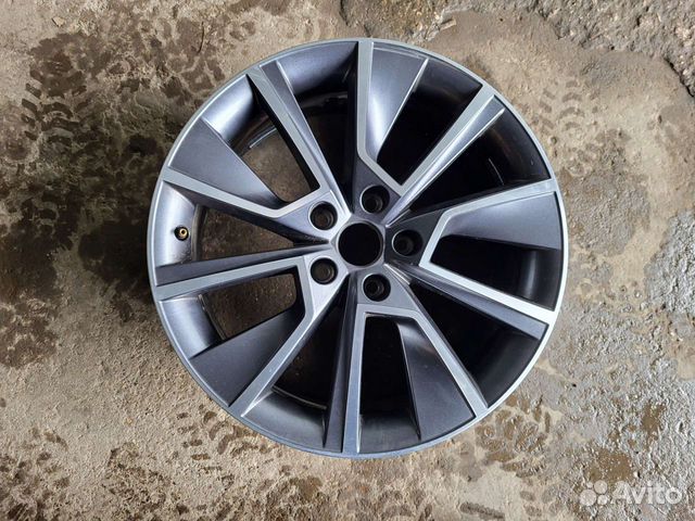 Диск vag R18 1штука skoda