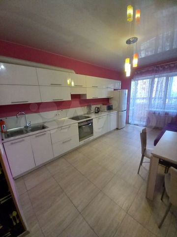 2-к. квартира, 70 м², 10/16 эт.