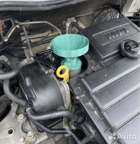 Воронка маслозаливная VAG
