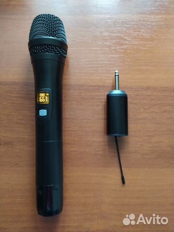 Беспроводной микрофон для караоке