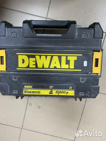 Гайковёрт DeWalt dcf880