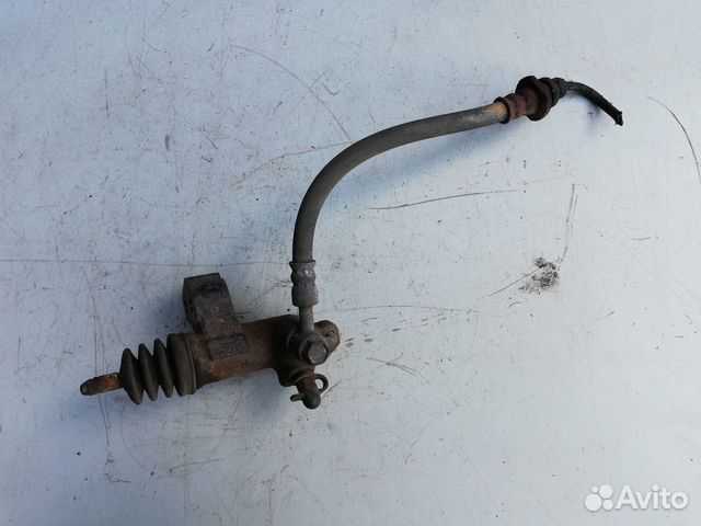 Основной цилиндр сцепления Nissan Almera B10