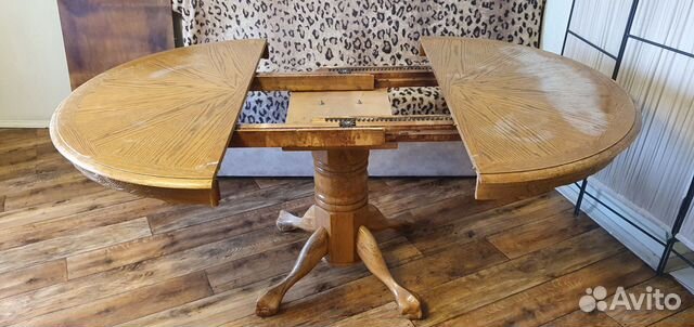 Кухонный стол