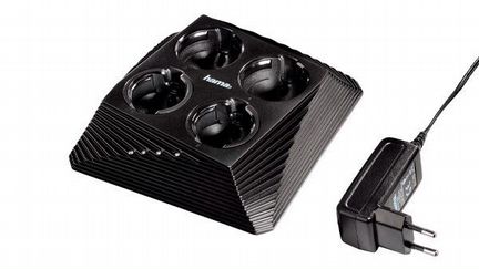 Зарядная станция Hama для 4-х контроллеров PS Move