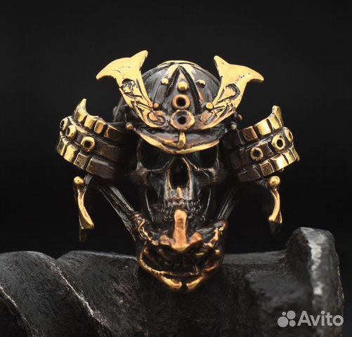 Бусина Темляк Брелок Самурай Шлем Доспехи Сегун