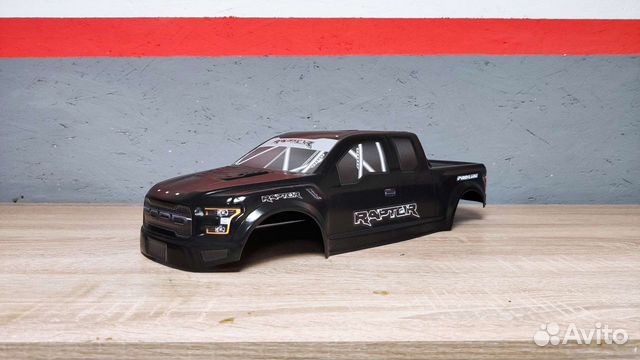 Кузов неубивайка Ford raptor 1/8 1/10 (оклеенный)