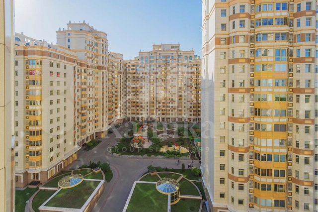 7-к. квартира, 249 м², 8/17 эт.
