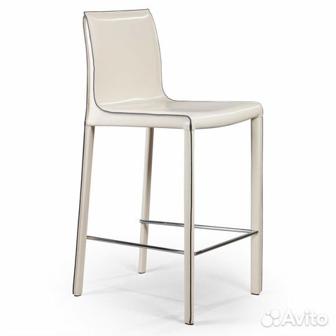 Дизайнерский полубарный стул