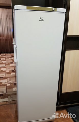 Морозильный шкаф indesit sfr