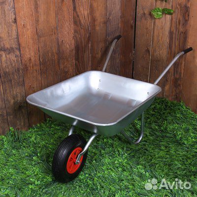 Тачка садовая,строительная,новая 90 кг,65 литров