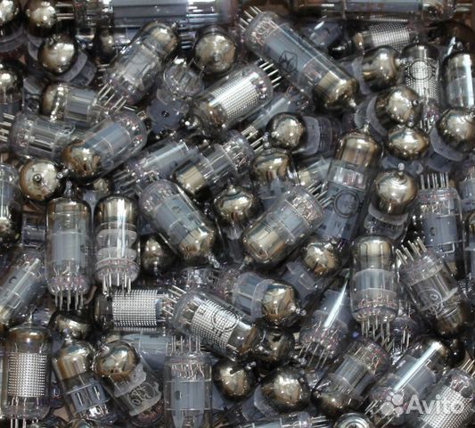 Радиолампы и панельки к радиолампам