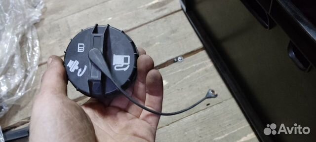 Kia Rio 3 11-17г крышка бензобака