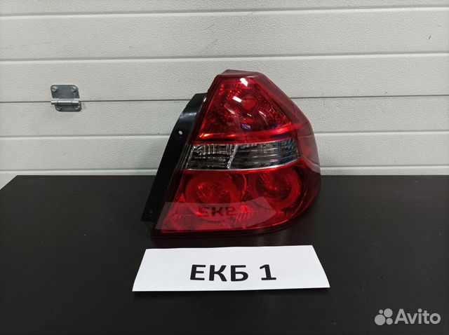 Фонарь правый Chevrolet Aveo Т250 Т255 2006-2012