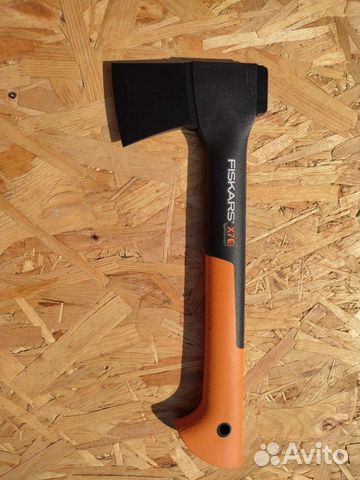 Топор fiskars x7