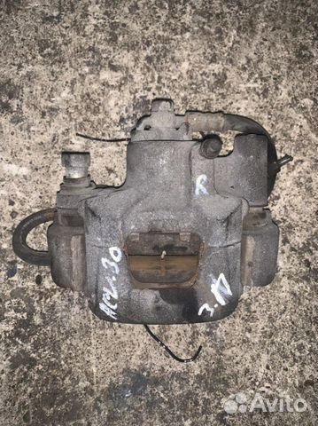 Суппорт задний правый Тойота Камри ACV30