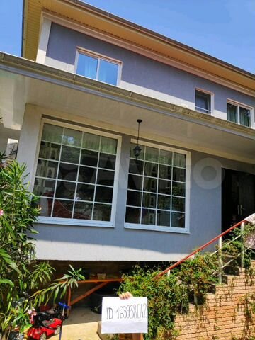 Дом 213 м² на участке 6 сот.