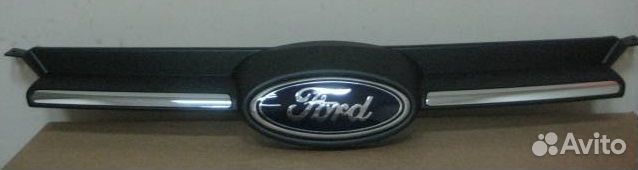 Оригинальная решетка радиатора на форд фокус 3