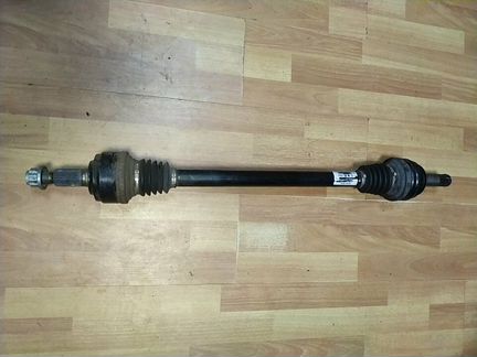 Привод задний шрус граната Audi Q7 Ауди ку7