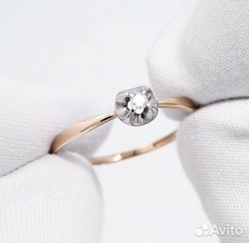 Золотое кольцо с бриллиантом 585 17 и 19