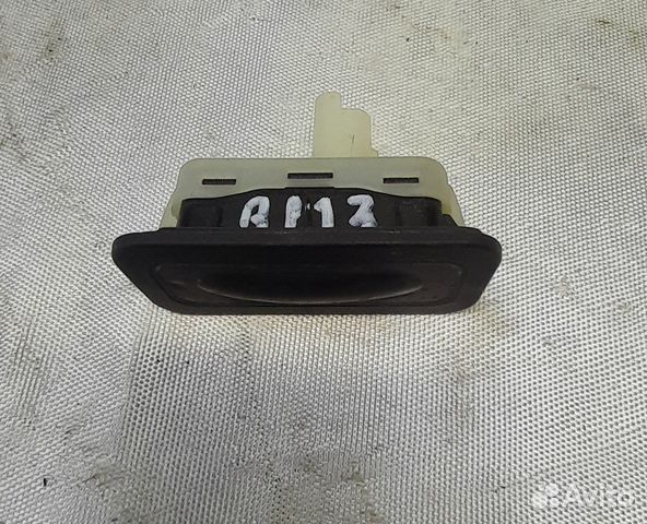 Кнопка багажника Renault Megane 3