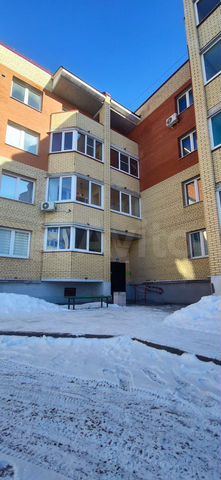2-к. квартира, 57 м², 1/4 эт.