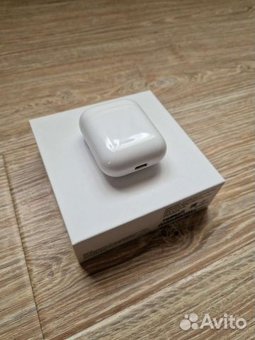 Apple AirPods mmef2ze/A