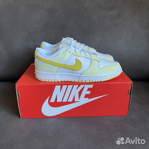 Nike Dunk Low OG Yellow Strike 6.5 US