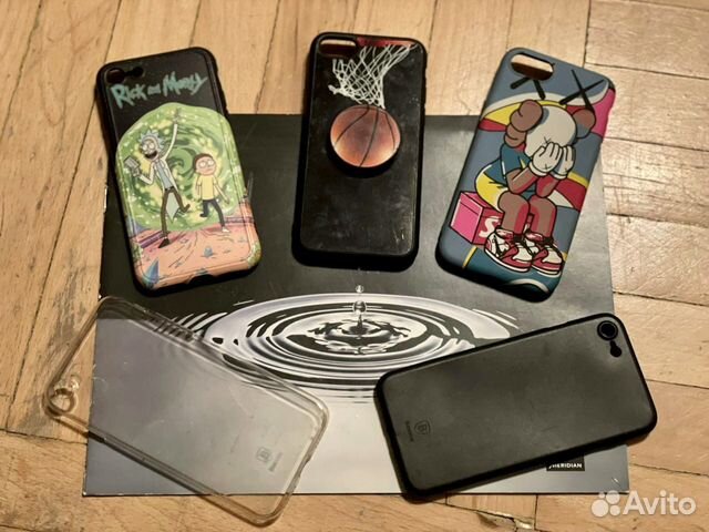 Чехол на iPhone 7